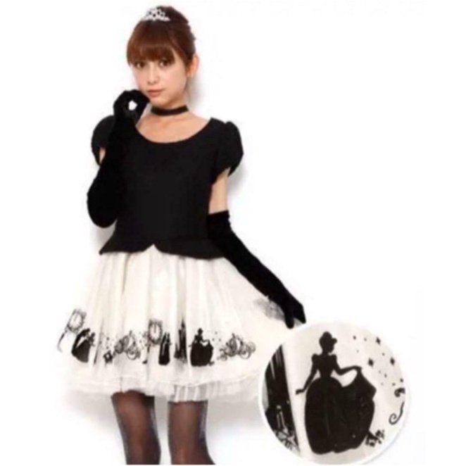 Đầm Lọ Lem hãng Disney+ Secret honey