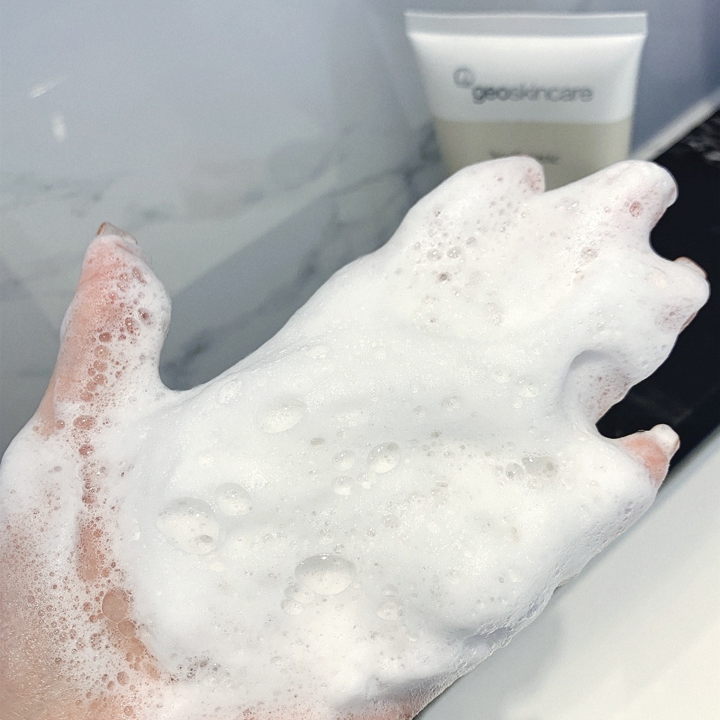 Geoskincare Sữa Rửa Mặt Kiểm Soát Dầu Dưỡng Ẩm Làm Sạch Sâu Tiện Dụng