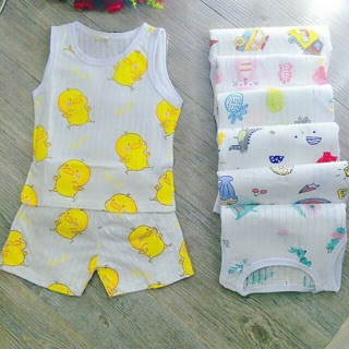 Bộ quần áo cho bé( khách bích bích hồng