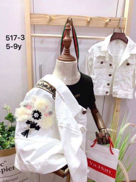 Combo  áo  khoác  kaki 160.000đ