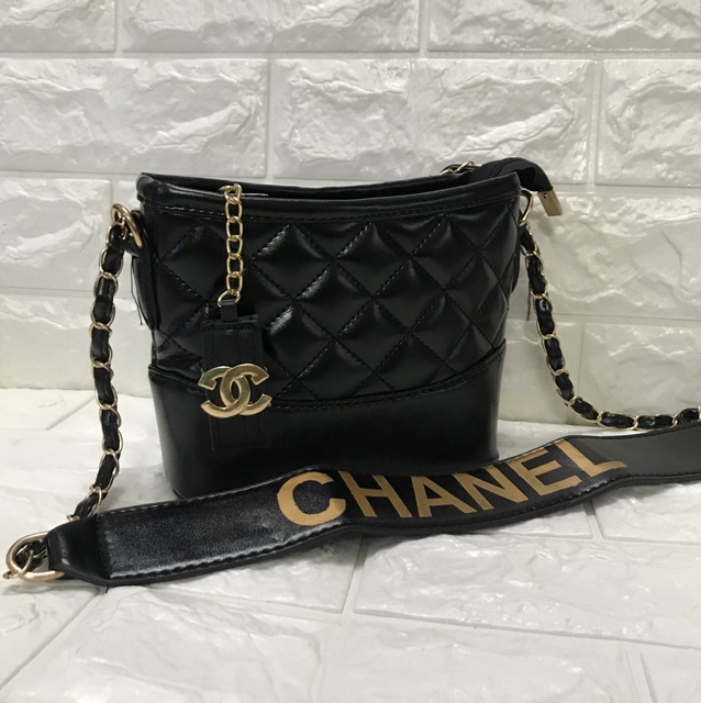 Túi Ngọc Trinh Chael, túi đeo chéo siêu sang