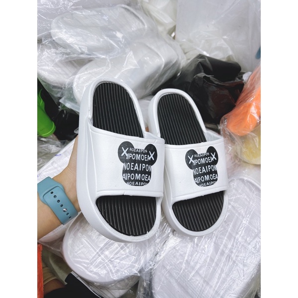 ❤DÉP QUAI NGANG BÁNH MỲ NAM NỮ MẶT GẤU XINH- 1 MÀU TRẮNG ĐẾ ĐEN