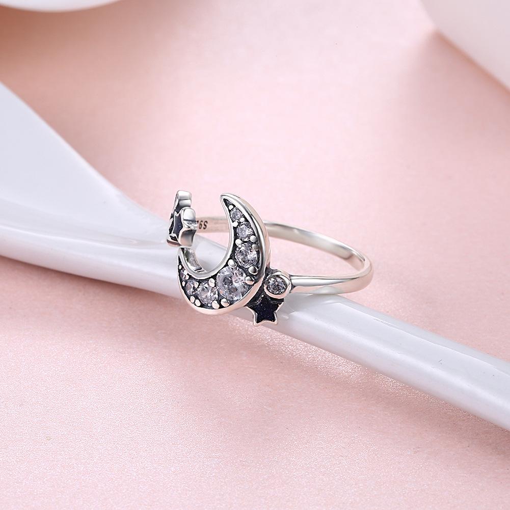 Nhẫn Đính Đá Mặt Trăng Và Ngôi Sao Màu Xanh Dương Cho Nữ
