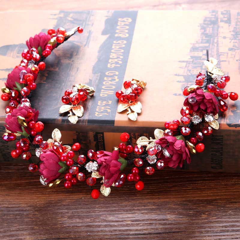 Vương miện đính ngọc trai trang trí tóc cô dâu