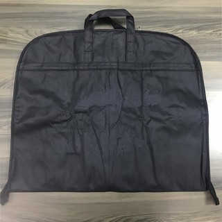 Túi đựng vest có quai xách - kích thước 60 x 100, chất liệu vải không dệt dày dặn.