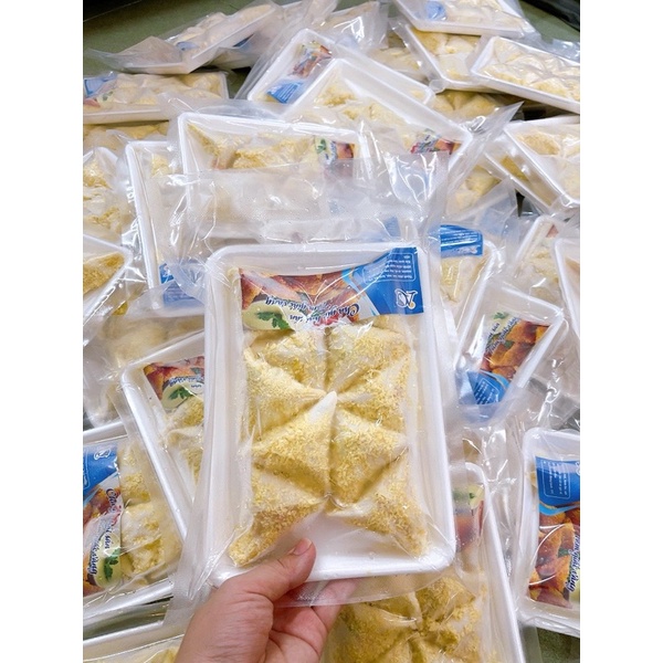 Chả giò hải sản tam giác vàng khay 10 cái
