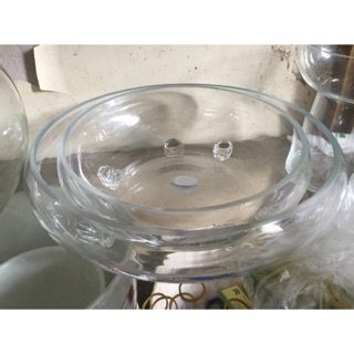 Bát thả thuỷ tinh