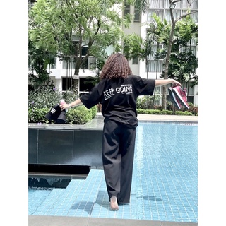 Áo thun unisex Keep Going chất cotton 4 chiều oversized.