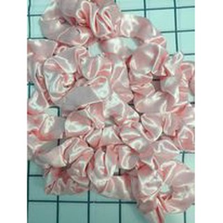 CỘT TÓC SCRUNCHIES LỤA BÓNG SANG CHẢNH