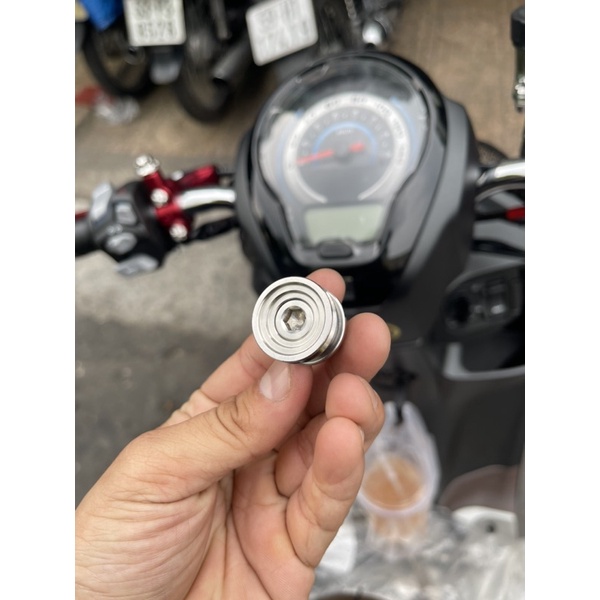 Khâu treo bô inox 304