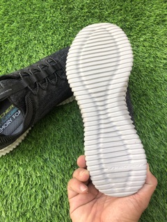 Giày Skechers chính hãng