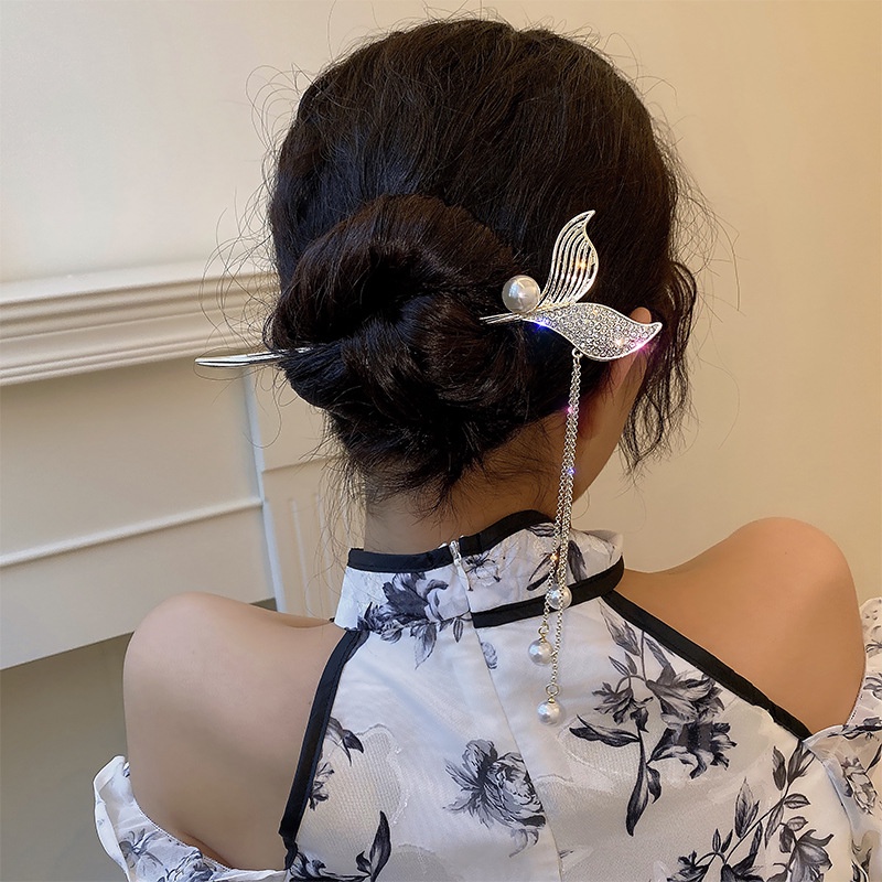 Kẹp Tóc Đuôi Nàng Tiên Cá Đính Đá Phối Ngọc Trai Thời Trang Cao Cấp