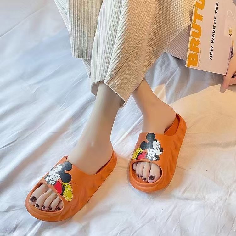 Dép bệt đế siêu nhẹ cực êm họa tiết hoạt hình lên chân rất xinh phong cách dễ thương