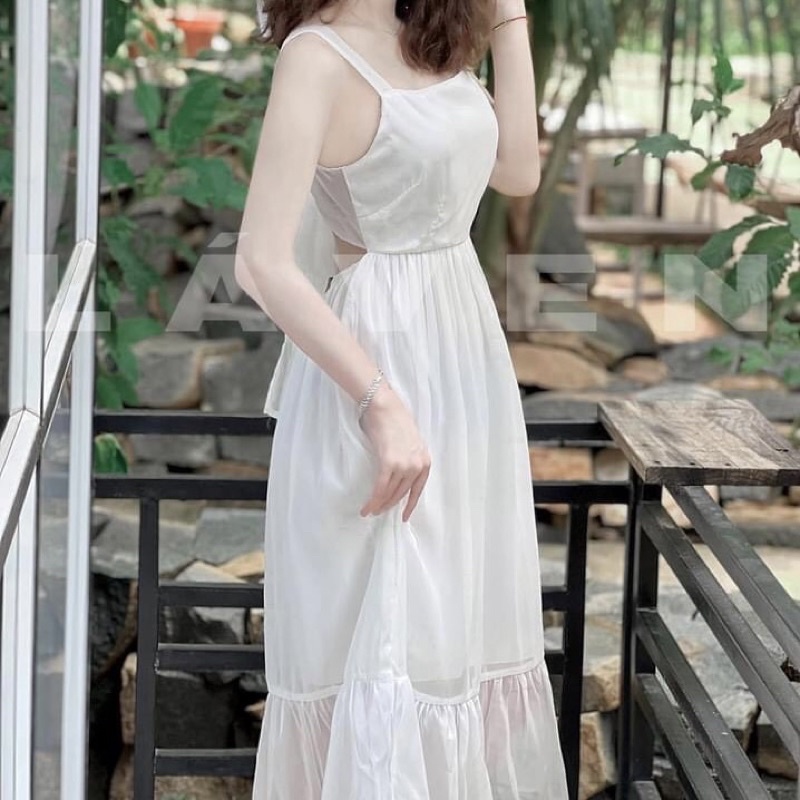 Váy 2 dây maxi có nơ hở lưng Đầm chiết eo 2s bản to có đuôi cá dáng xoè màu trắng