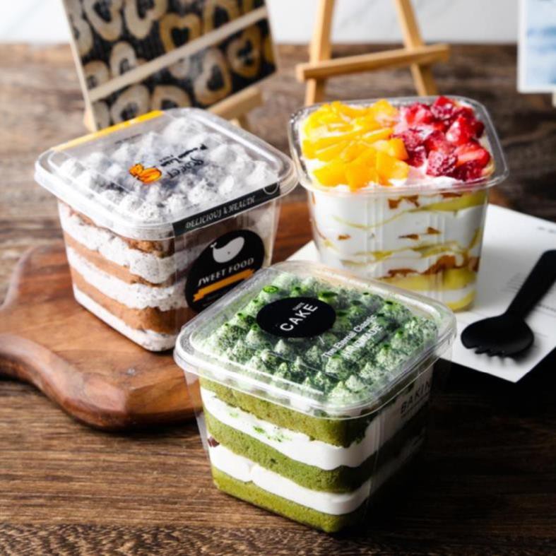 50 -100 Hộp Nhựa HT10-8 Vuông Đựng Bánh Lạnh, Bánh Mousse, Tiramisu HT10-8