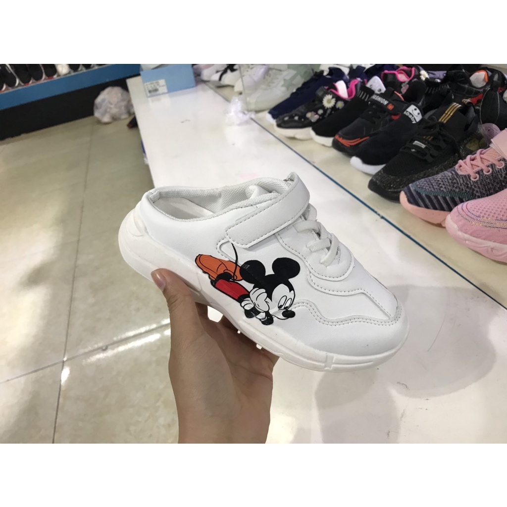 Giầy sục bé gái miky.