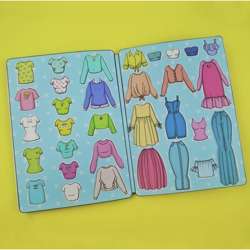 Ngôi nhà búp bê chủ đề Spring Wardrobe