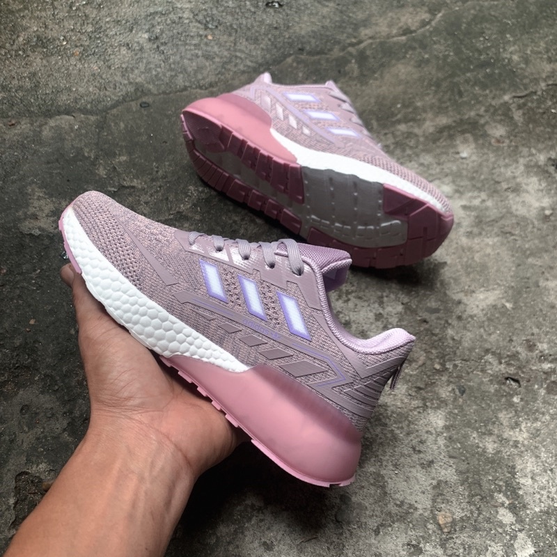 Giày thể thao Dass siêu nhẹ A153 hồng.Tặng hộp và tất