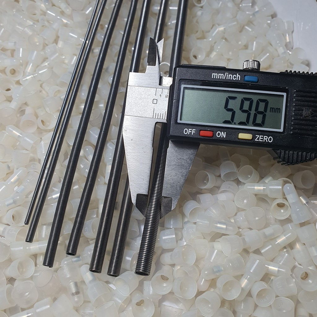 Lò xo kéo, đường  kính ngoài 2-3-4-5-6-8-10-12mm dài 200mm