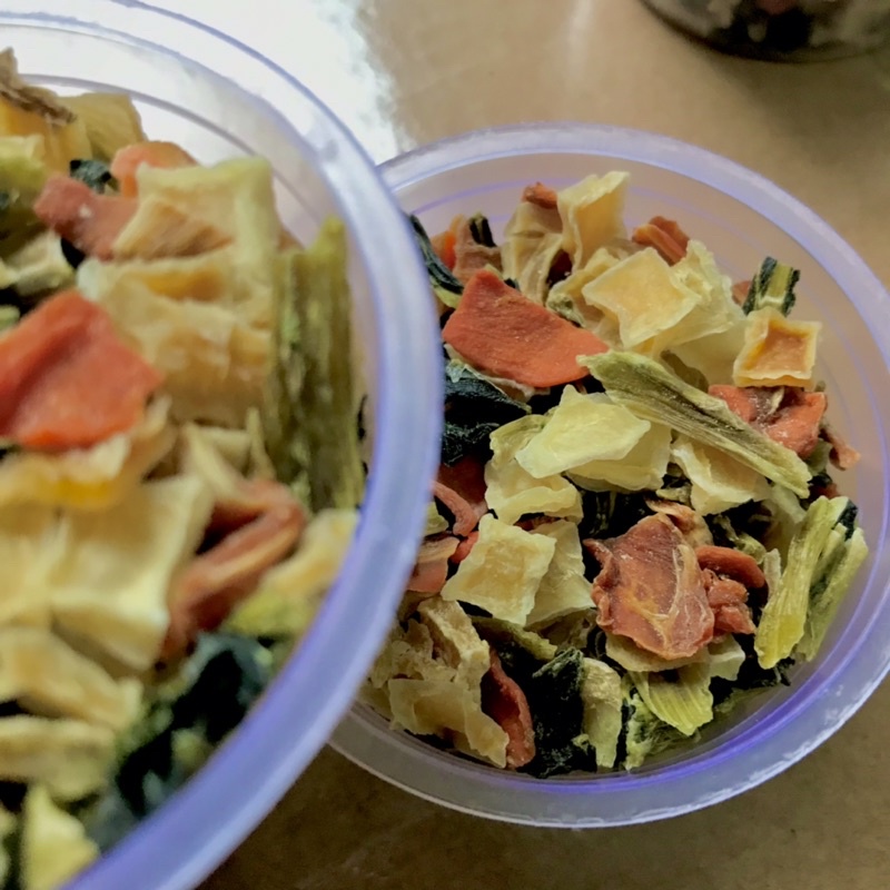 Salad Rau Củ - Rau Củ Hỗn Hợp Sấy Khô Cho Hamster Và Thú Nhỏ