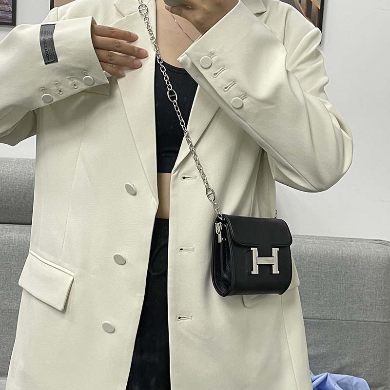 Túi Đeo Chéo Da Bò Dây Xích Hình Vuông mini In Họa Tiết Bàn Tay Và Mũi Heo Dễ Thương