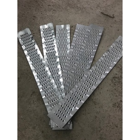 lá Ruôi sắn dài