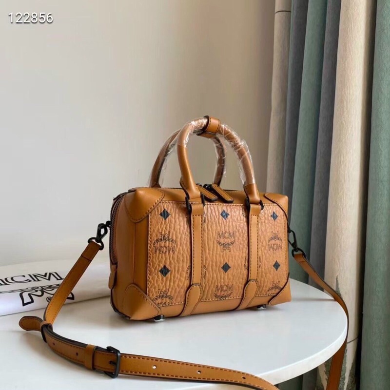 Túi MCM SOFT BERLIN
