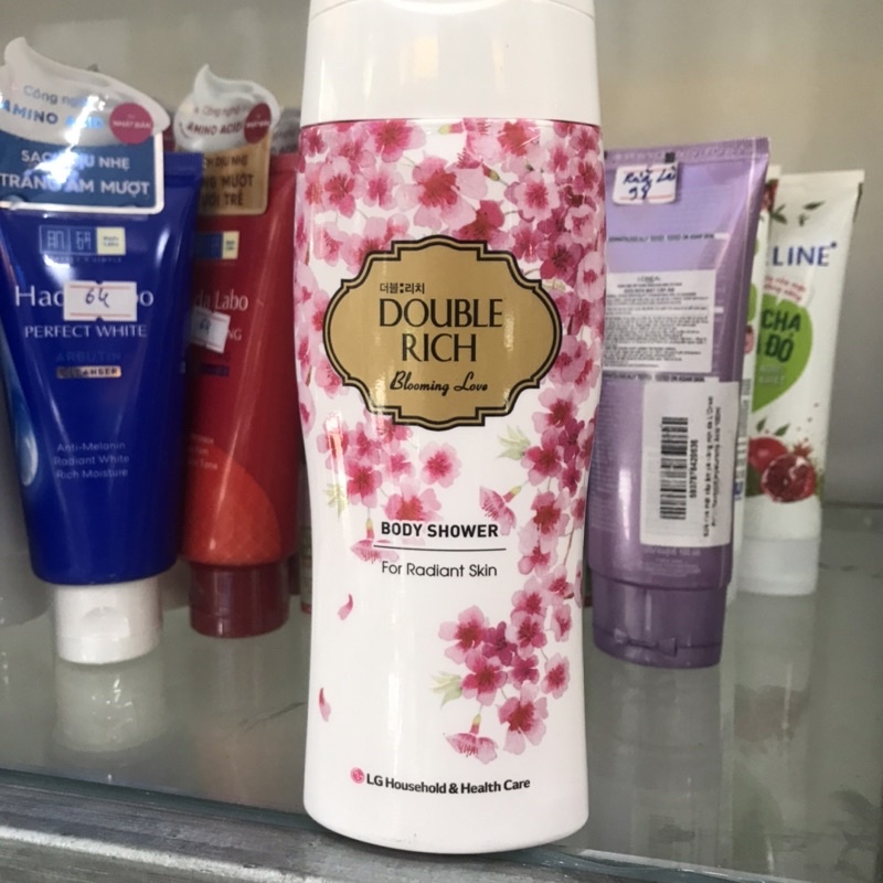 Sữa tắm hoa anh đào Double Rich Blooming Love 200g