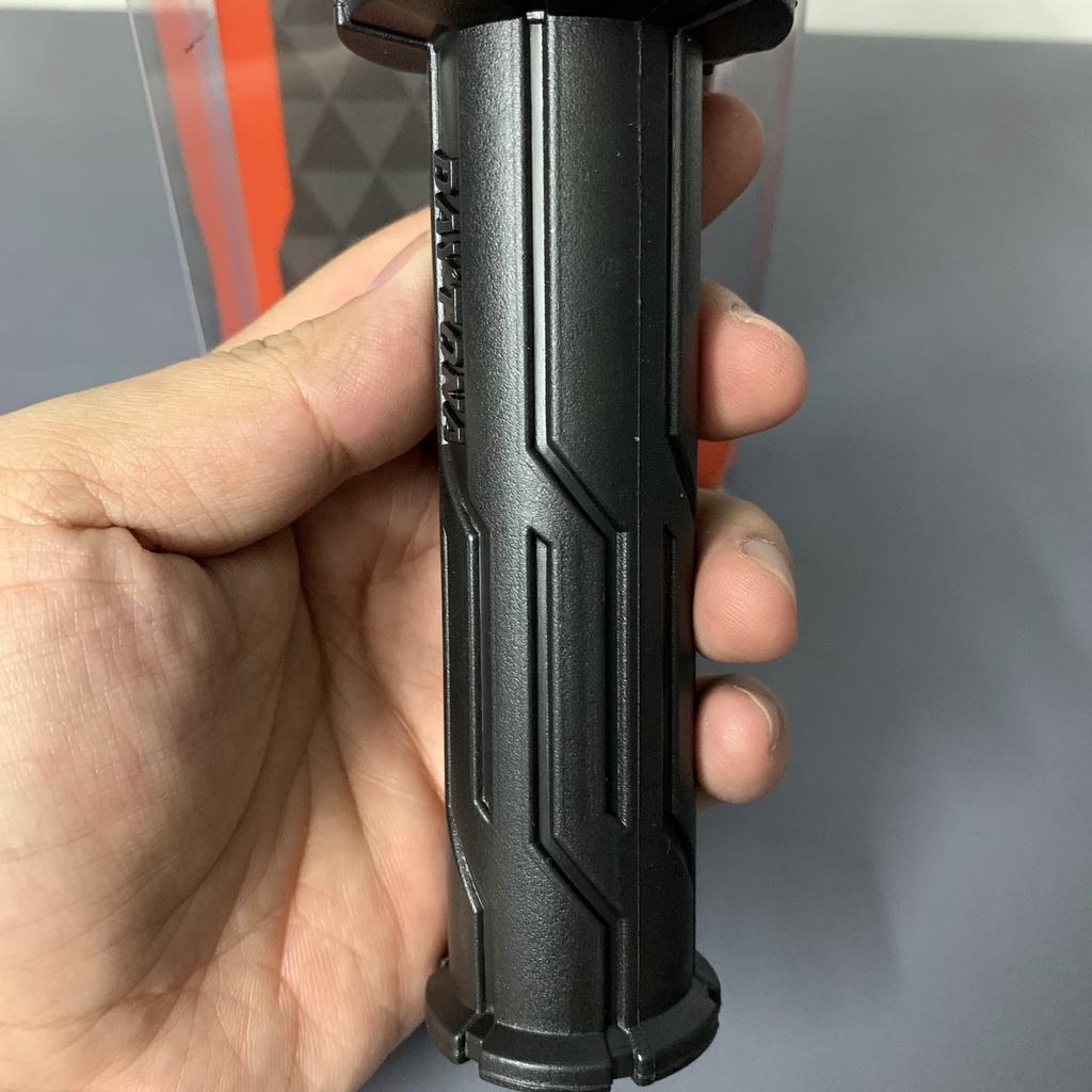Cặp bao tay DAYTONA (vân sọc) - gắn hầu hết mọi loại xe, kiểu dáng thể thao rất đẹp - Cam kết chất lượng [giá 1 cặp]