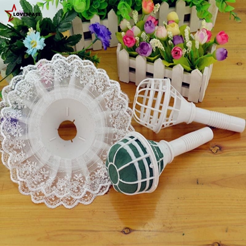 Giá đỡ đèn cầy/ bó hoa viền ren phối tay cầm bằng xốp độc đáo trang trí tiệc cưới DIY