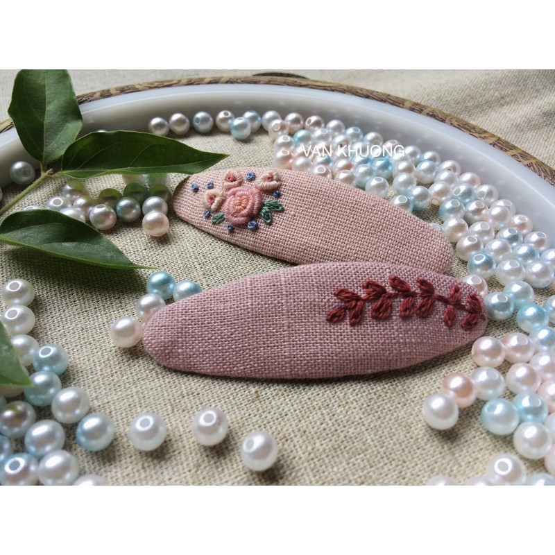 Kẹp tóc thêu tay handmade