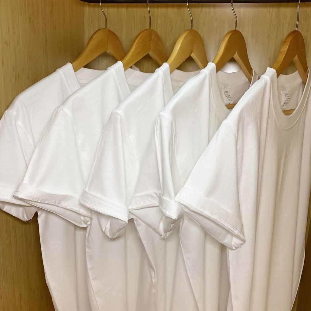 Áo Thun cotton Ngắn Tay Dáng Rộng Màu Sắc Đơn Giản Cho Nam Và Nữ