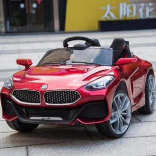 Ô tô xe điện trẻ em BMW Z4 thiết kế tinh tế vẻ đẹp sang trọng lạ mắt