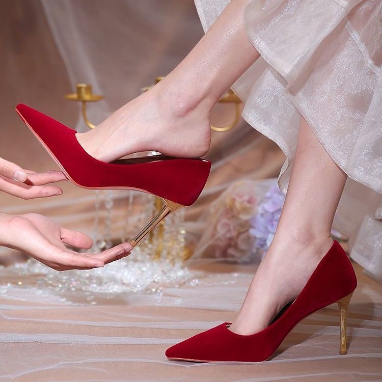 Giày cưới mùa đông, show diễn dành cho nữ, cô dâu, khí chất, cao gót, gót nhọn mượt mà, màu đỏ rượu vang sexy 8