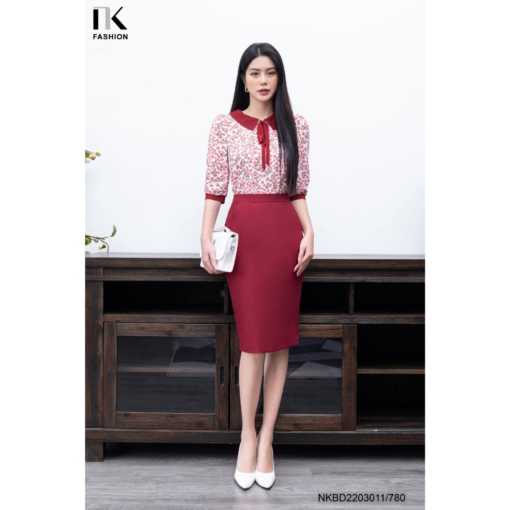Set Công Sở Áo Hoa Cổ Nơ Kết Hợp Chân Váy Bút Chì Xẻ Sau NK FASHION Chất Liệu Nhập Hàn Đơn Giản, Thanh Lịch NKBD2203011