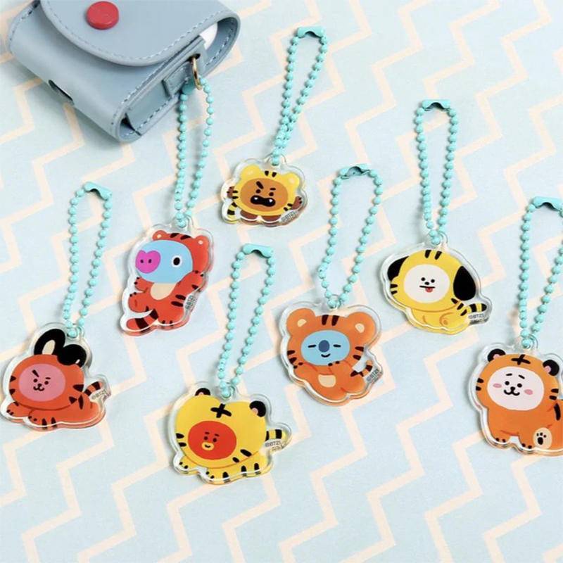 Móc khóa có mặt hình gấu hoạt hình dễ thươngí 20 Styles KPOP BTS BT21 Acrylic Keychain Pendant Key Rings student Friends classmate gifts CHIMMY COOKY KOYA MANG RJ SHOOKY TATA