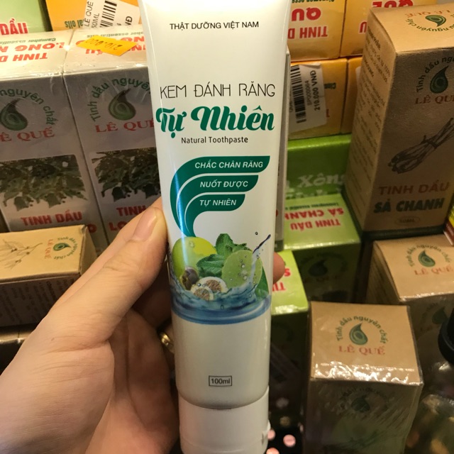 Kem đánh răng Tự Nhiên an toàn dùng được cho người lớn và trẻ em