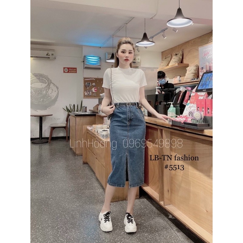 CHÂN VÁY BÒ DÁNG DÀI KÈM ĐAI XÍCH | BigBuy360 - bigbuy360.vn