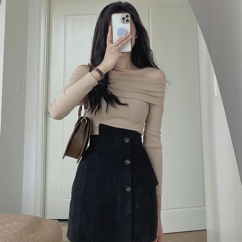 Áo len trễ vai form ôm body phong cách Hàn Quốc