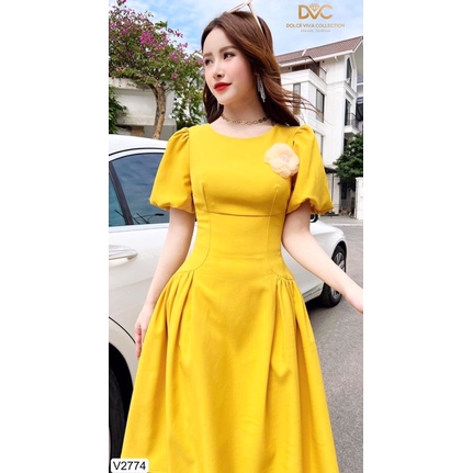 V2774 váy xoè vàng tay bồng