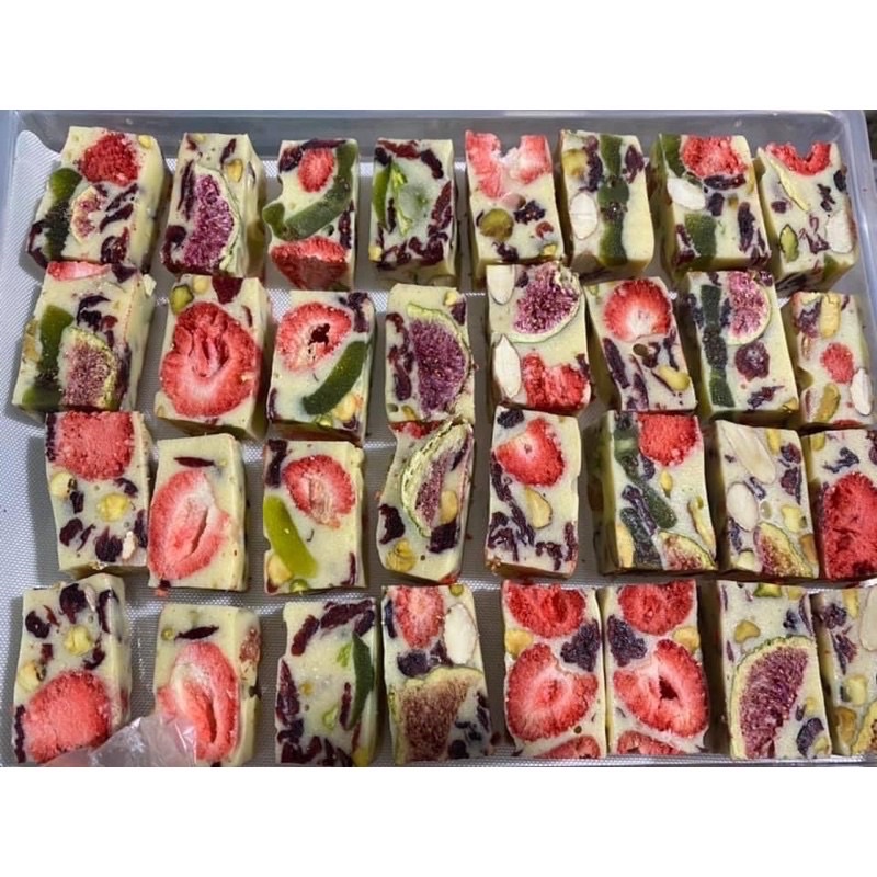 Sữa bột nguyên kem New Zealand