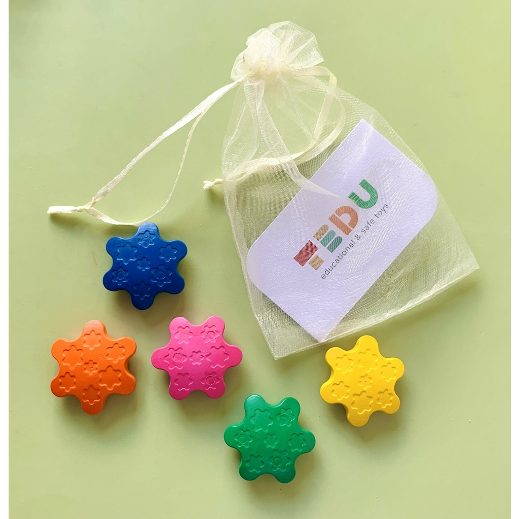 Set quà tặng 2 sáp màu Tedu hình Ngôi Sao đáng yêu cho bé