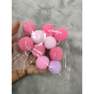 bom bom 2,5 cm ( pom pom )bông len mịn