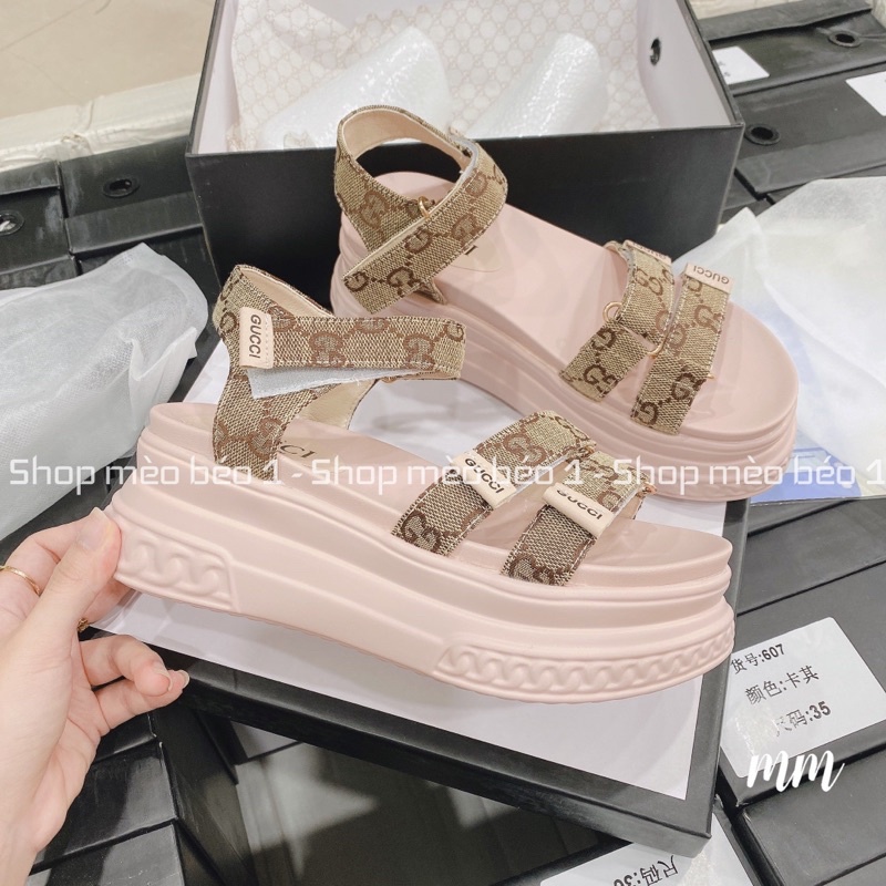 Sandal gc quai dán ngang hoạ tiết đế hồng cao fullbx