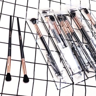 CỌ TÁN PHẤN MẮT VACOSI FULL BLENDER BRUSH E16