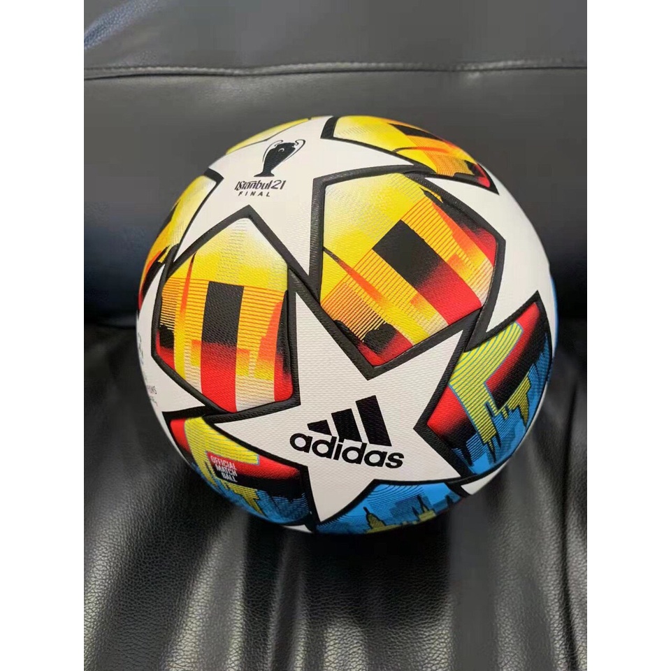 Quả bóng đá đúc chuyên nghiệp Cup C1 size 5