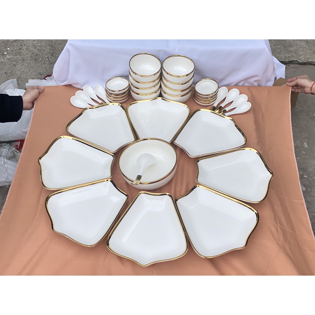 Set bát đĩa Hướng Dương 8 cánh lá me gốm sứ cao cấp , sang trọng, tinh tế, phù hợp với bữa ăn gia đình, bàn tiệc