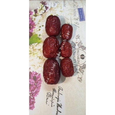[Loại ngon] Táo đỏ Tân Cương tươi ngọt, dày thịt, chắc trái (NK chính hãng) Túi 1kg / 500gr 🥣 Nguyên liệu chè dưỡng nhan