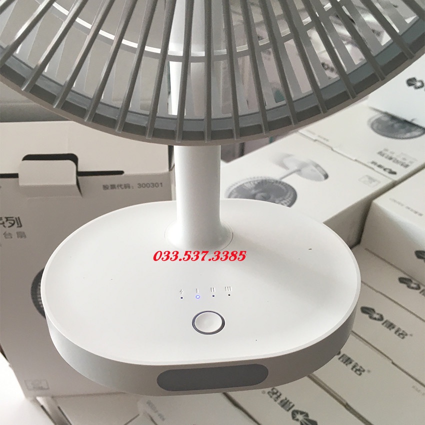 Quạt sạc điện, quạt tích điện có đèn led KM - F 0326