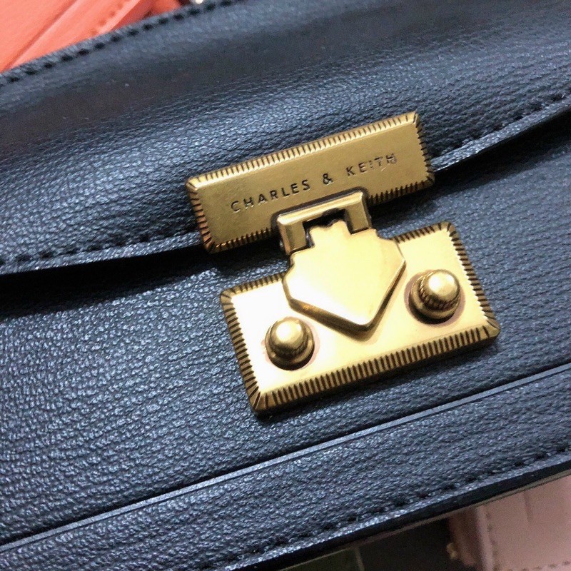 Túi cnk mini đeo chéo